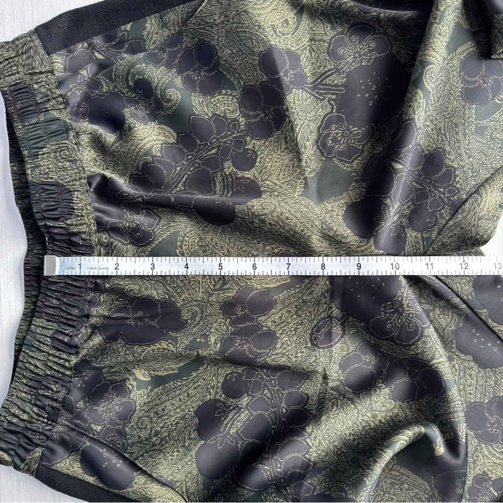 CHELSEA28 Floral Satin Wide Leg Pants Olive Black Side Stripe 0 Boho Chic Sporty